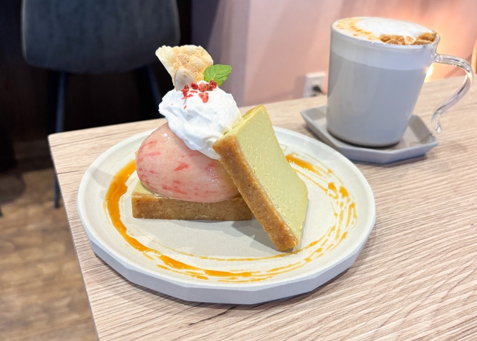 COSAELL coffee & cheesecake shop ももチーズケーキ