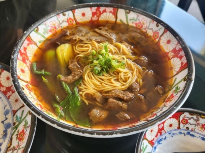 doxia　台湾式紅焼牛肉麺