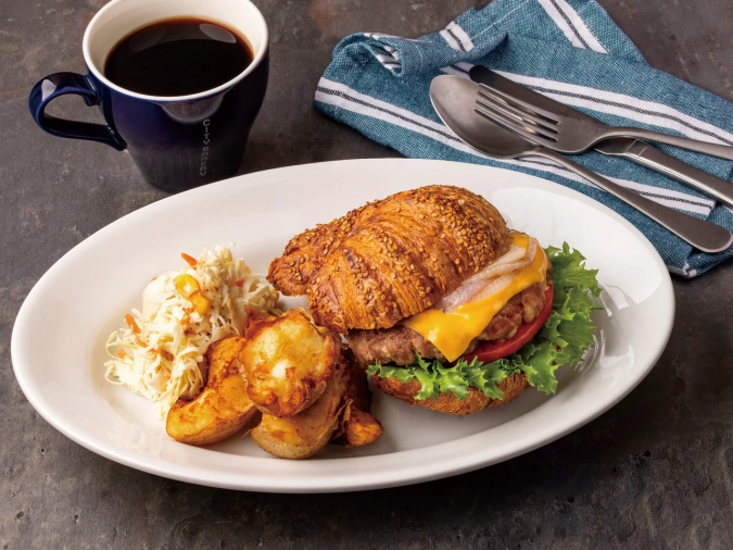 シティベーカリー・プレッツェルクロワッサンバーガー