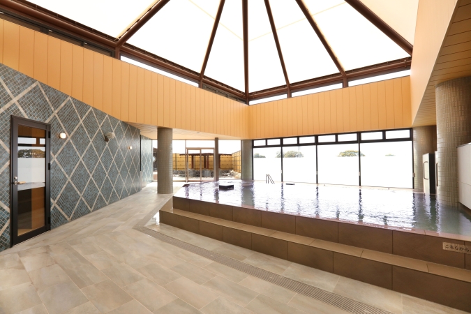 べんがら村 浴場