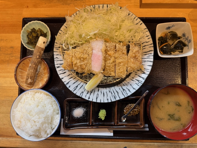 井のかわずとんかつ