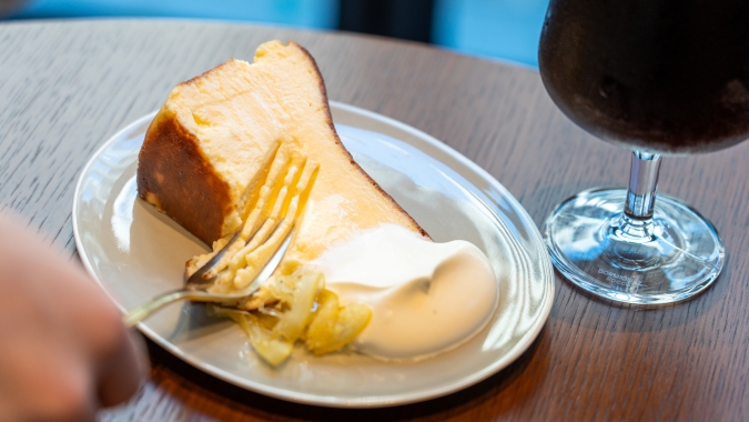 THE CAFE by ONE FUKUOKA HOTEL バスクチーズケーキ