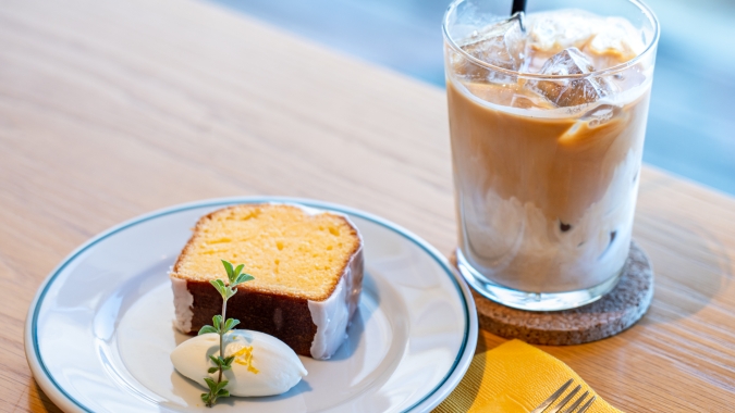 bbb haus レモンケーキ＆カフェラテ