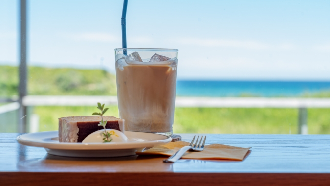 bbb haus レモンケーキ＆カフェラテ