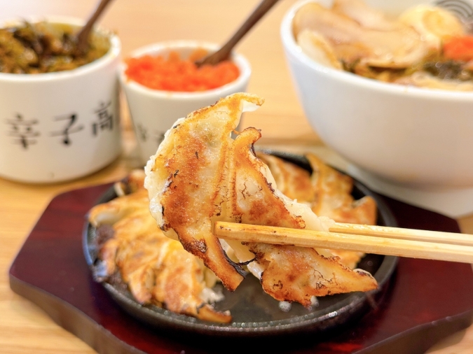 らぁめん いちむじん 渡辺通店　鉄板餃子