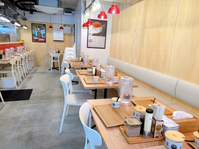 らぁめん いちむじん 渡辺通店　店内