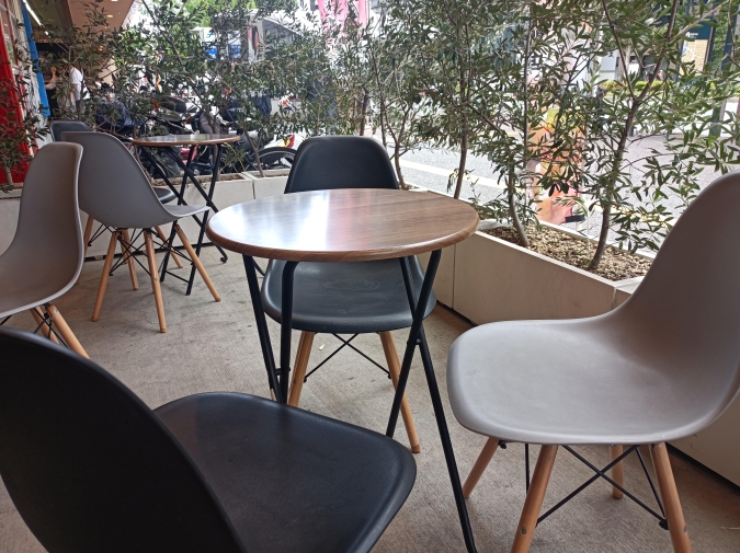 サンデリー　イートインスペース