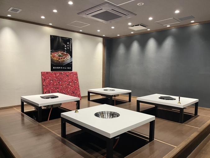 炊き肉牛ちゃん 小倉店 店内