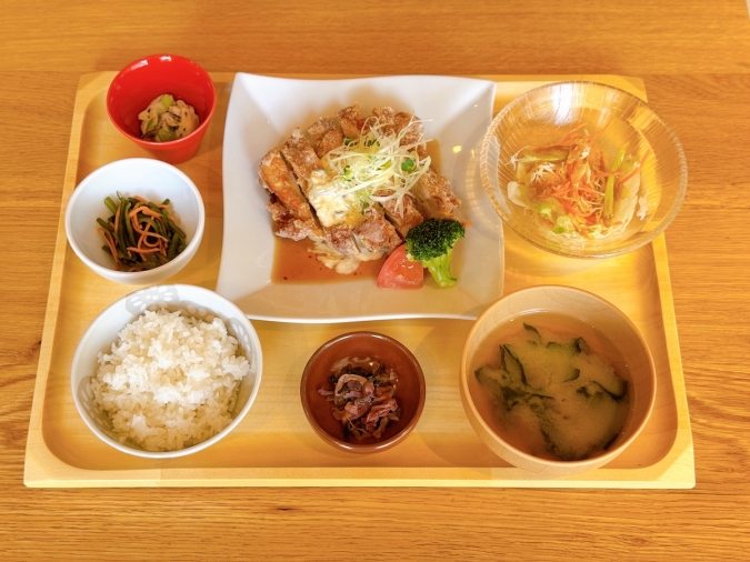 おぼんdeごはん MARK IS福岡ももち店 鶏の南蛮揚げ味噌タルタル