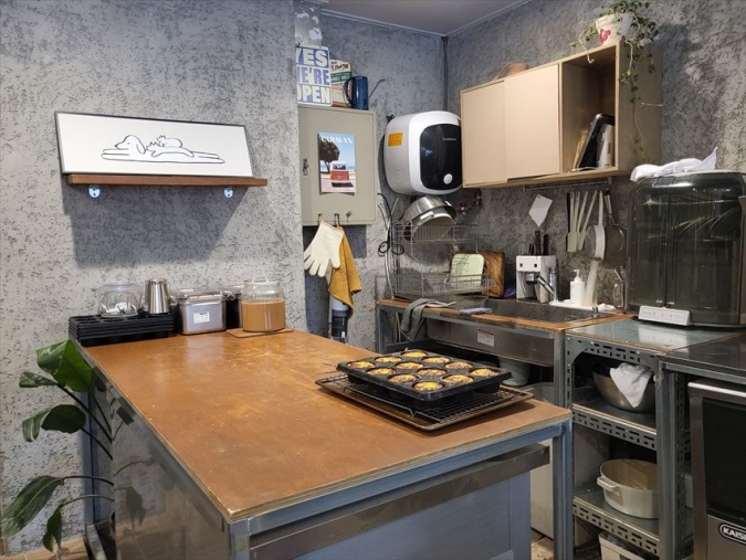 DeepCoffeeStreetの焼き立てエッグタルト