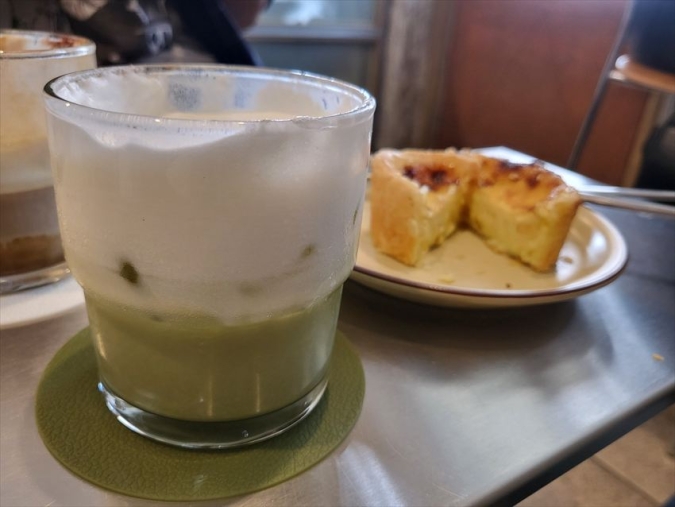 アインシュペナーの抹茶クリームラテ