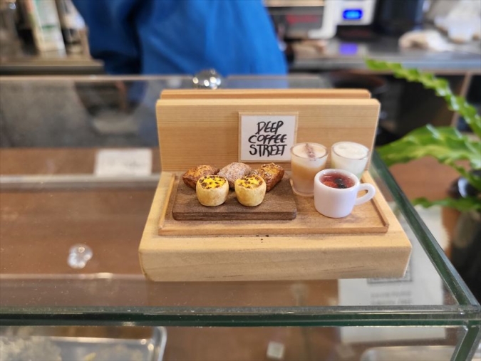DeepCoffeeStreetのミニディスプレイ