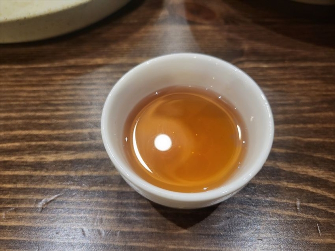 ジョンヒロッテ百貨店光復店で食後に提供される梅茶