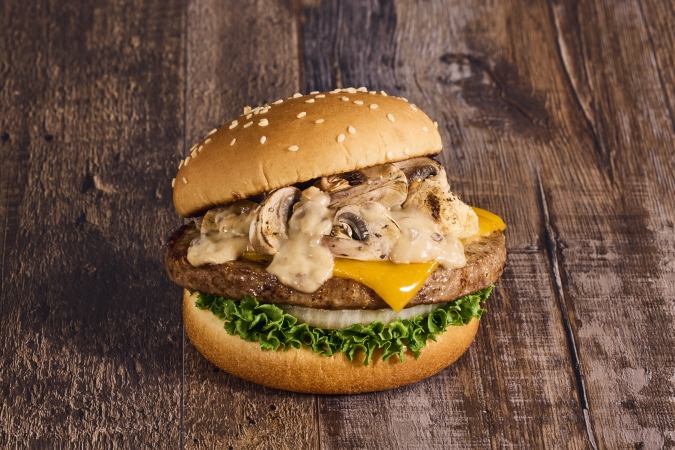 フレッシュネスバーガー　マッシュルームチーズバーガー　ポルチーニクリームソース