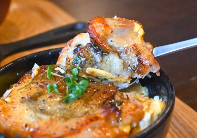 なご美処 とろチキ丼