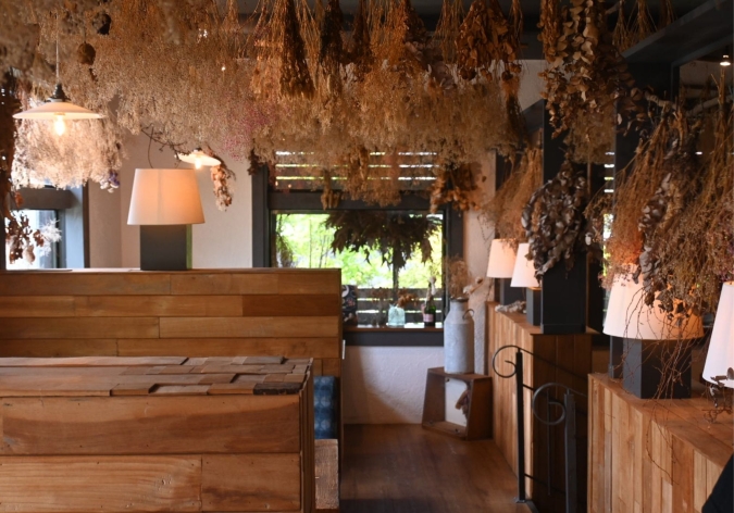 ビストロカフェ夜空 内観