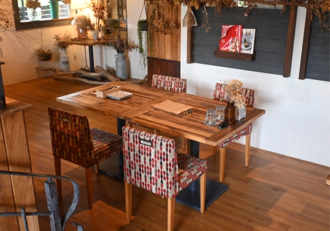 ビストロカフェ夜空 内観