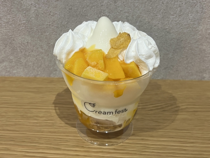 クリームフェスト太宰府店 マンゴー＆ホイップ