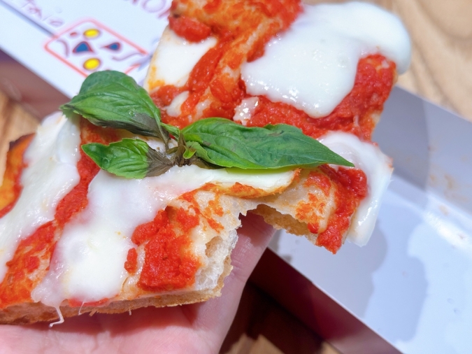 Pizza ar taio（ピッツァ アル ターイオ）マルゲリータ