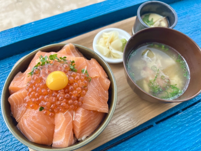 アクアマリン糸島 海の親子丼