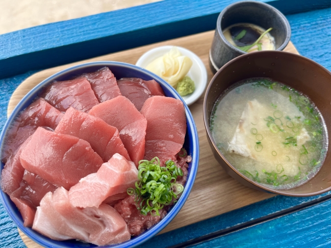 アクアマリン糸島 マグロ丼