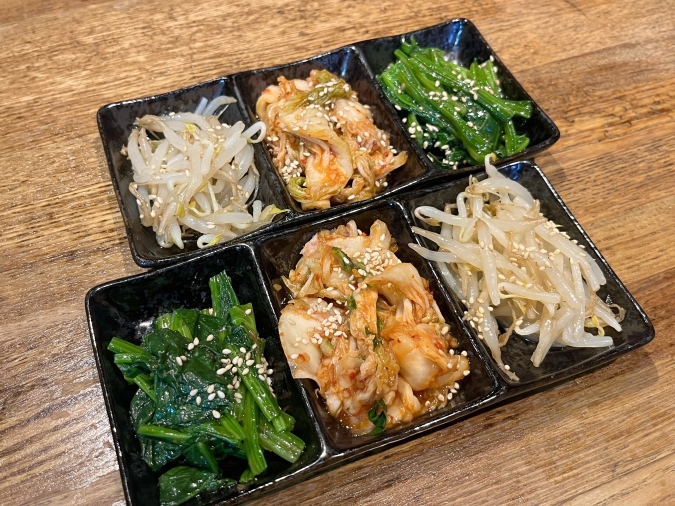 肉大将 薬院本店 白菜キムチ、本日のナムル