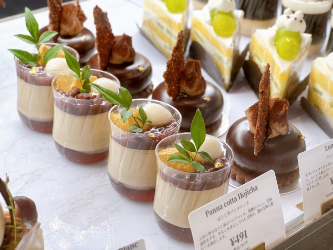 Patisserie D＆Co.（パティスリー ディーアンドカンパニー）　ほうじ茶パンナコッタ
