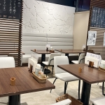 萬田うどん 薬院本店 店内