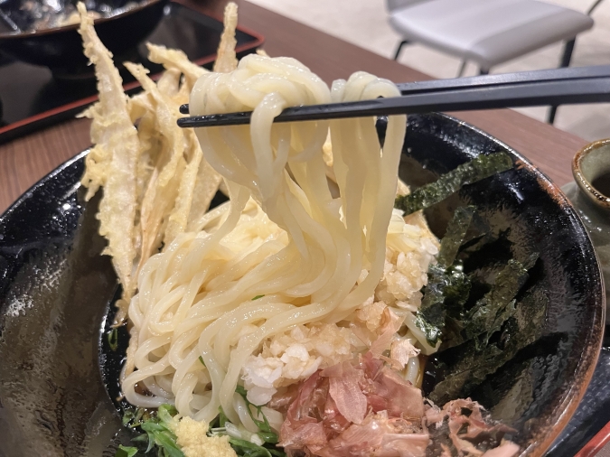 萬田うどん 薬院本店 ごぼう天おろし