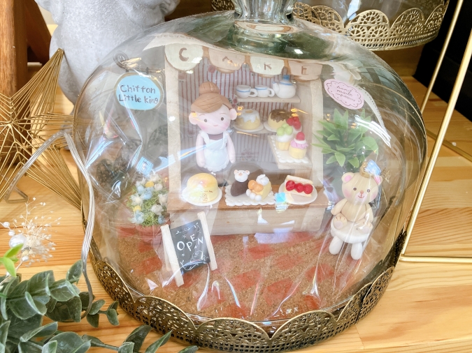 シフォンリトルキング　置物