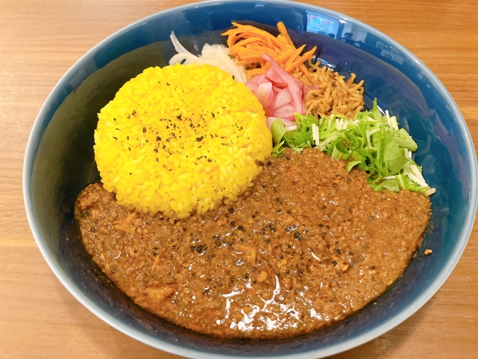バル食堂COZY　キーマカレー