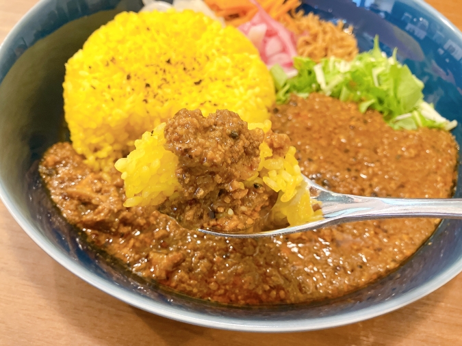 バル食堂COZY　キーマカレー