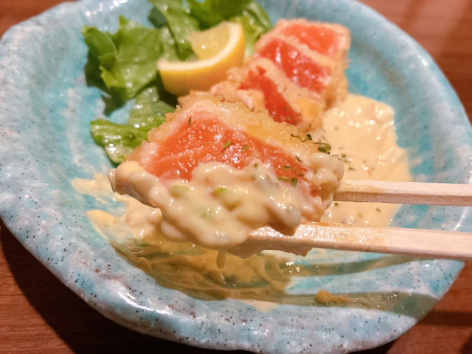 うおism　サーモンレアかつ