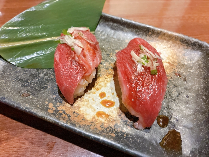 うおism　炙り和牛肉寿司