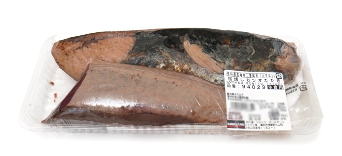 コストコ「おすすめ海鮮グルメ3選・2025」静岡県産　桜燻しカツオたたき　生食用