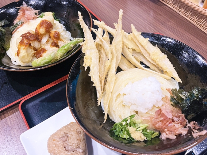 萬田うどん 薬院本店／福岡市中央区薬院