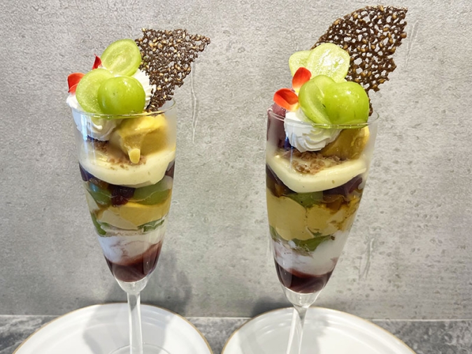 パフェ　amber 福岡　アンバー　カフェ
