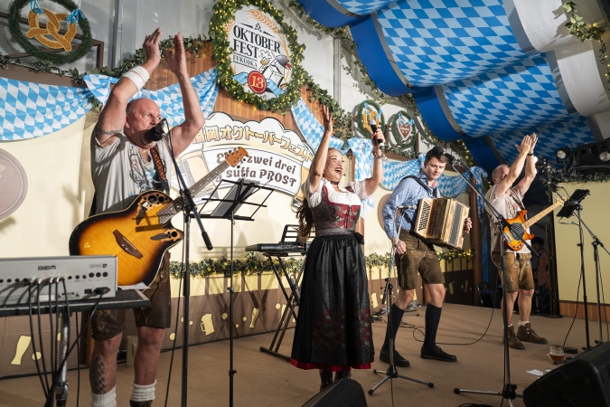 福岡オクトーバーフェスト2025　音楽　ステージ