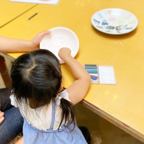 大丸福岡天神店「ふくおか伝統工芸 びびび！展」小石原焼「絵付け体験」