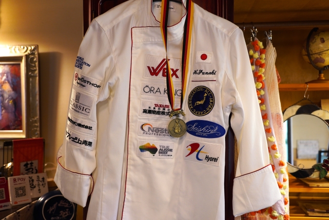 シークレットレストランK　舟木シェフの世界料理オリンピック制服