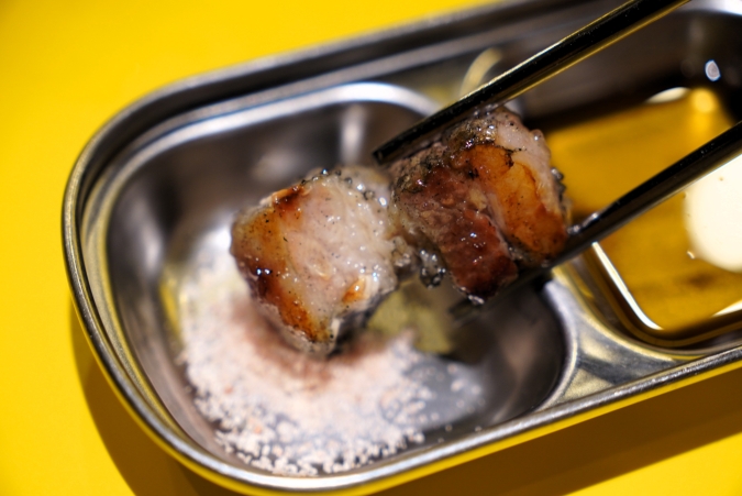 ホランイ　炭火焼きサムギョプサル　塩