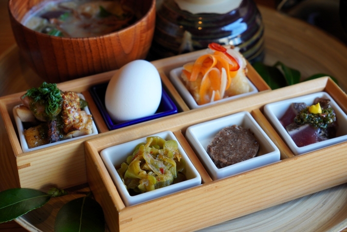 CHA CHU CHO -ちゃちゅちょ-　おばんざい6種盛り