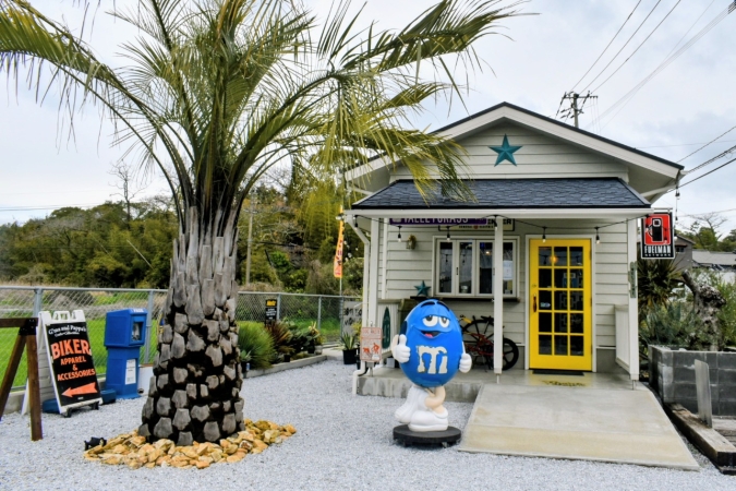 『Mick DOUGHNUTS(ミックドーナツ)』建物外観