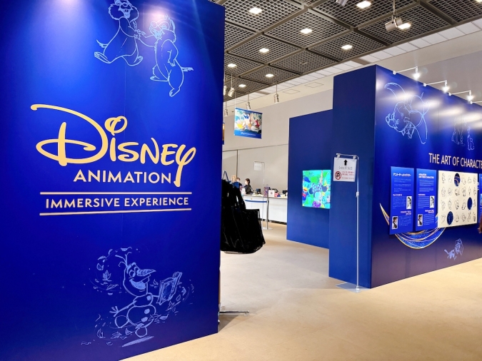 ディズニー・アニメーション・イマーシブ・エクスペリエンス　グッズコーナー