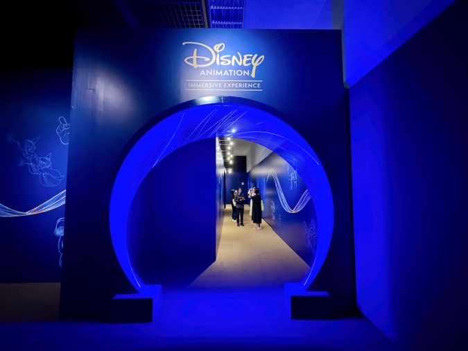 ディズニー・アニメーション・イマーシブ・エクスペリエンス　入り口