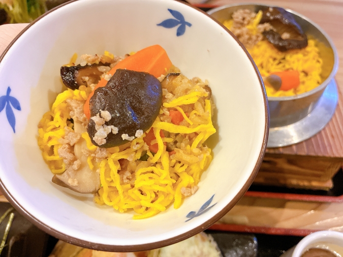 馬関そば　釜飯