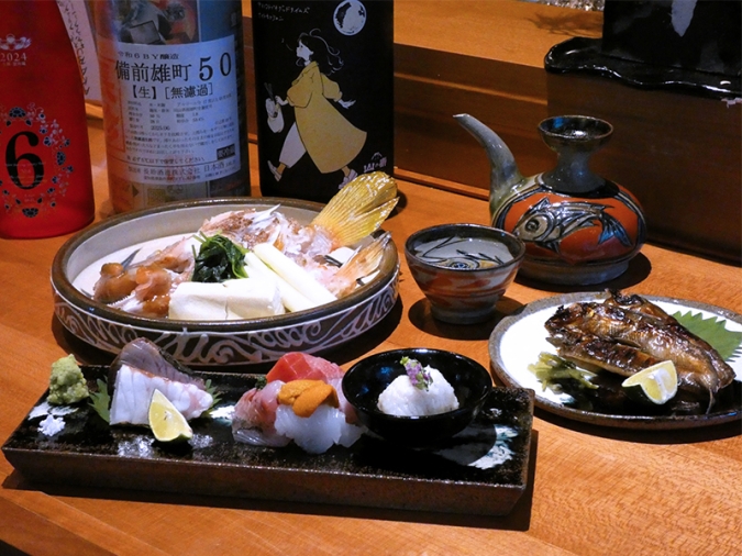 お魚ことら　刺盛ほかおすすめ料理／福岡市中央区渡辺通