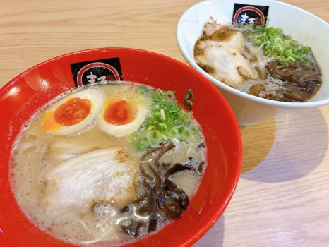 「黒豚とんこつラーメン まるしん 行橋本店」ラーメン