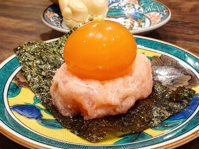 大衆炉端 こめろまん。博多駅総本店　とろちょうちん①