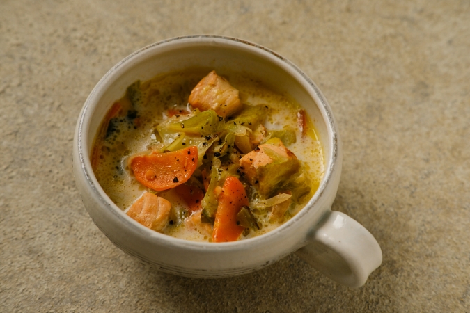 Yuuさんレシピ　サーモンと野菜の優しいミルクスープ